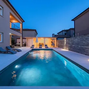 Maslina Villa